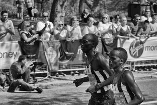 星空娱乐app-欧洲冠军联赛:小组赛最惊喜的逆袭瞬间,欧洲冠军联赛介绍